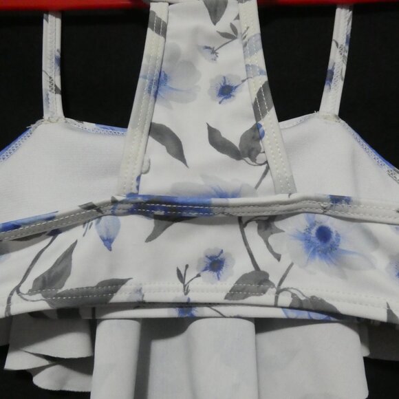 URBAN KIDS | size 6 | White and Blue Floral Bikini Set - Picture 10 of 16